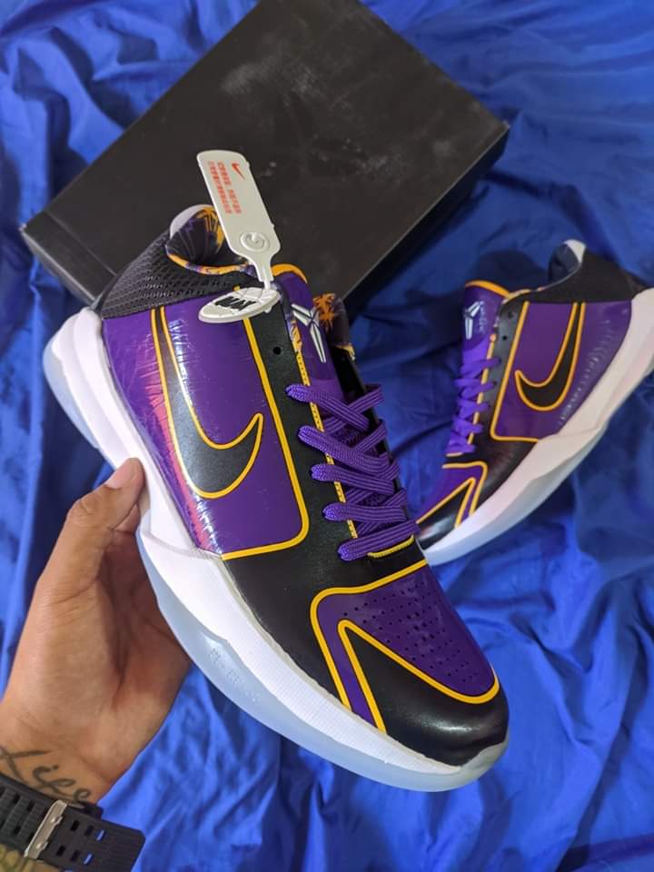 Zapatillas Nike Kobe 5 "Lakers" Talla 36 al 47 a 360 Soles A PEDIDO