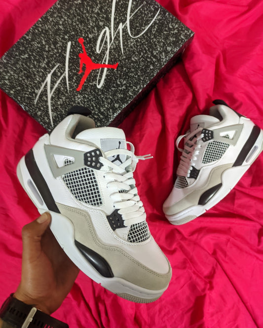 Zapatillas Jordan Retro 4 "White Military" Talla 36 al 47 a 360 Soles A PEDIDO