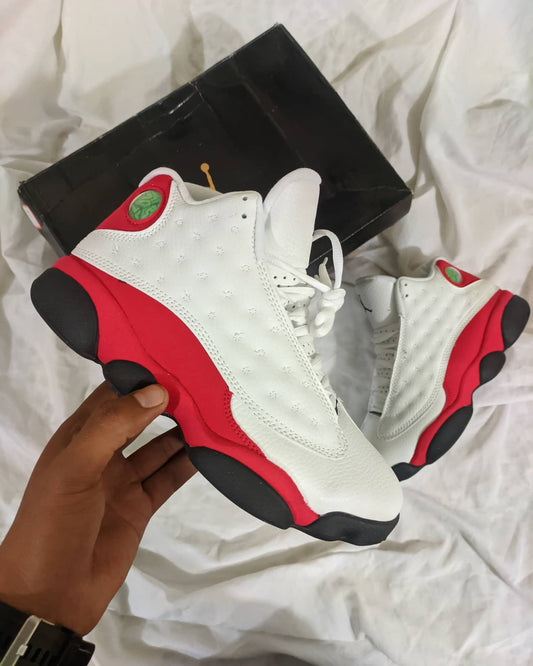 Zapatillas Jordan Retro 13 "White & Team Red" Talla 36 al 47 a 360 Soles A PEDIDO