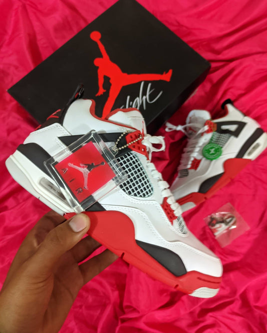 Zapatillas Jordan Retro 4 "Fire Red" Talla 39 al 47 a 360 Soles A PEDIDO