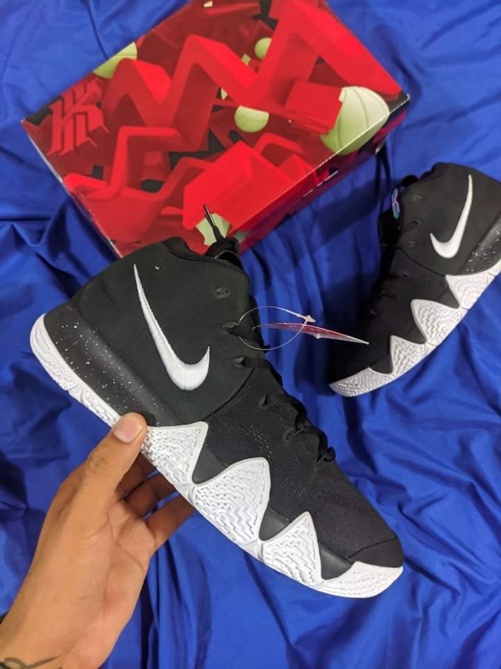 Zapatillas Nike Kyrie 4 "Hallowen" Talla 36 al 47 a 360 Soles A PEDIDO