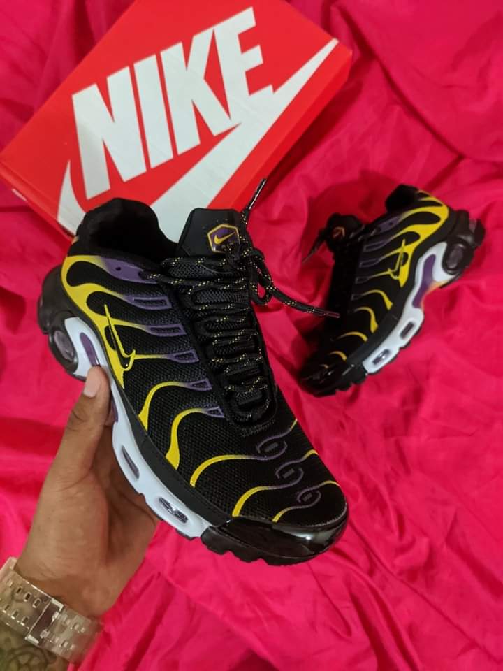 Zapatillas Nike Air Max Plus TN Talla 39 al 46 a 320 Soles A PEDIDO