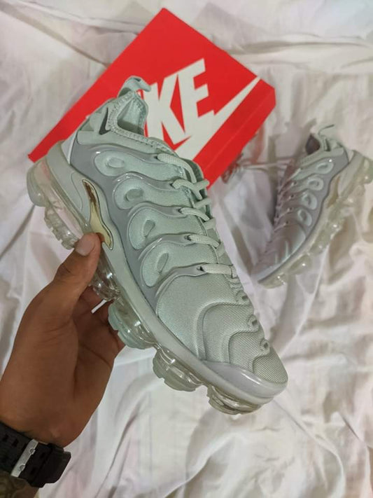 Zapatillas Nike Air Vapormax Plus "Cool Grey" Talla 36 al 46 a 320 Soles A PEDIDO