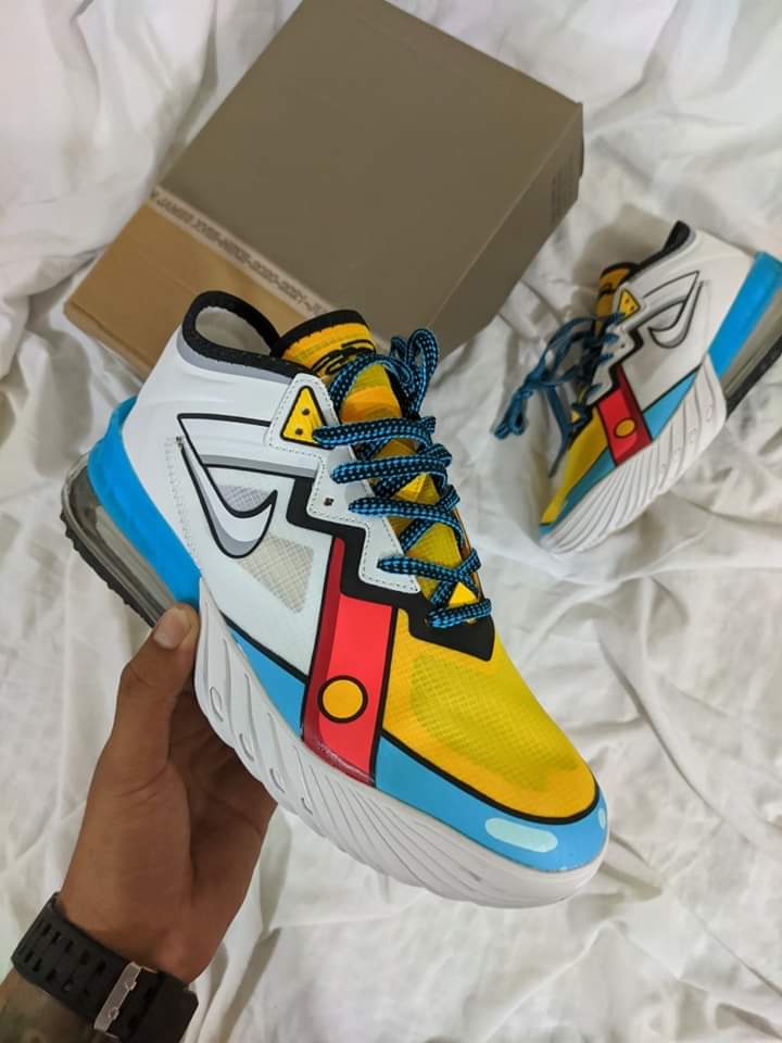 Zapatillas Nike Lebron 18 "Stewie Griffin" Talla 39 al 47 a 360 Soles A PEDIDO