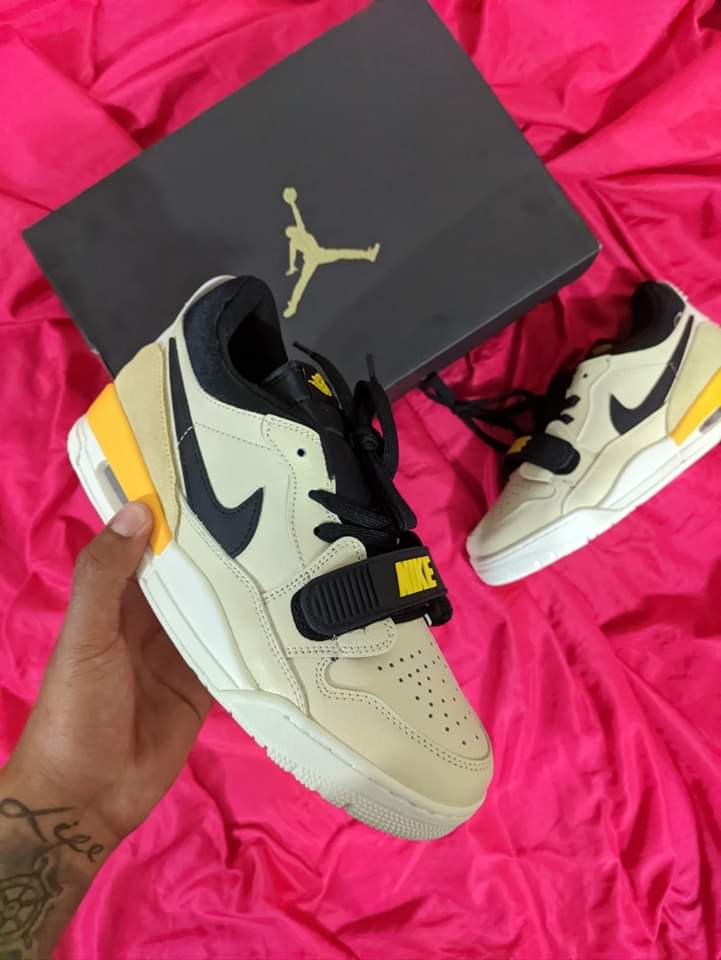 Zapatillas Jordan Legacy 312 Low "Pale Vanilla" Talla 36 al 47 a 360 Soles A PEDIDO