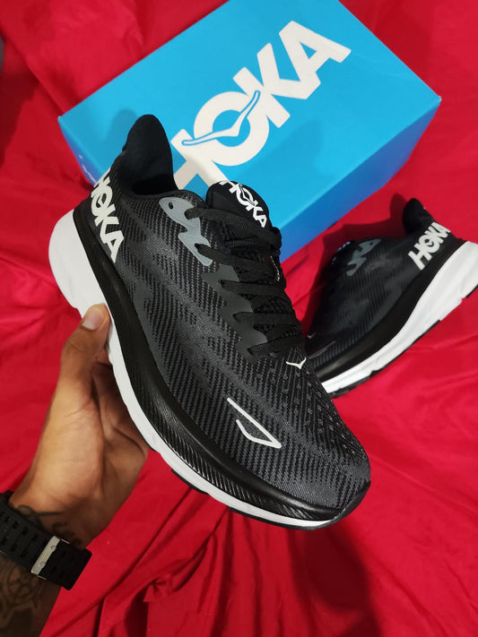 Zapatillas HOKA Clifton 9 a 340 Soles