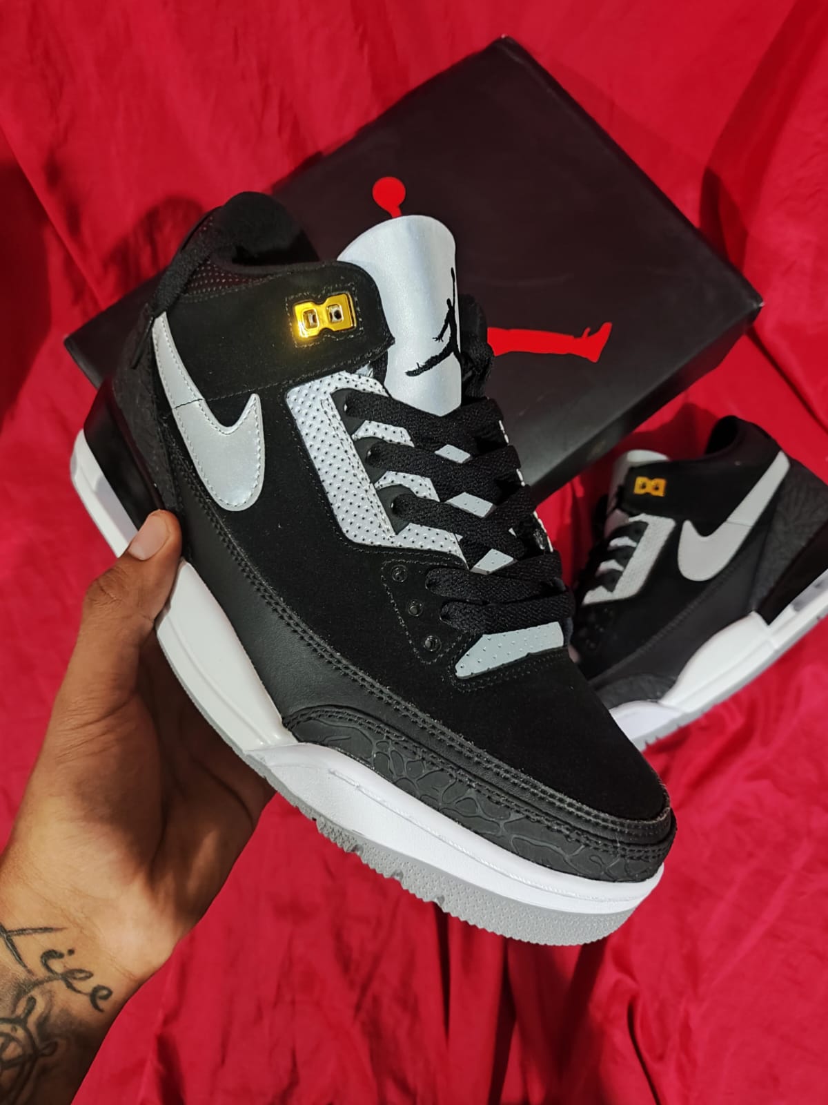 Zapatillas Air Jordan 3 Retro Tinker "Black Cement Gold" a 360 Soles | 36-47