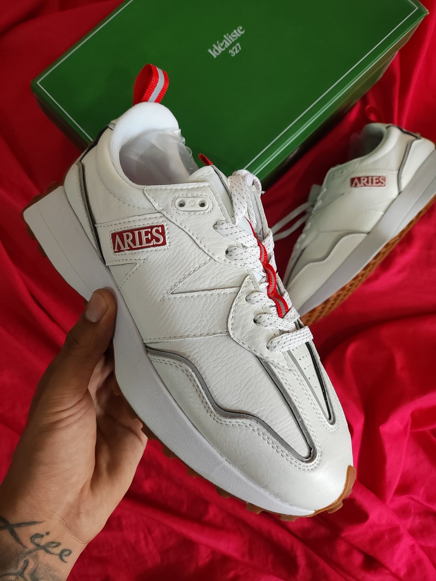 Zapatillas New Balance 327 Aries White a 320 Soles | 36-45