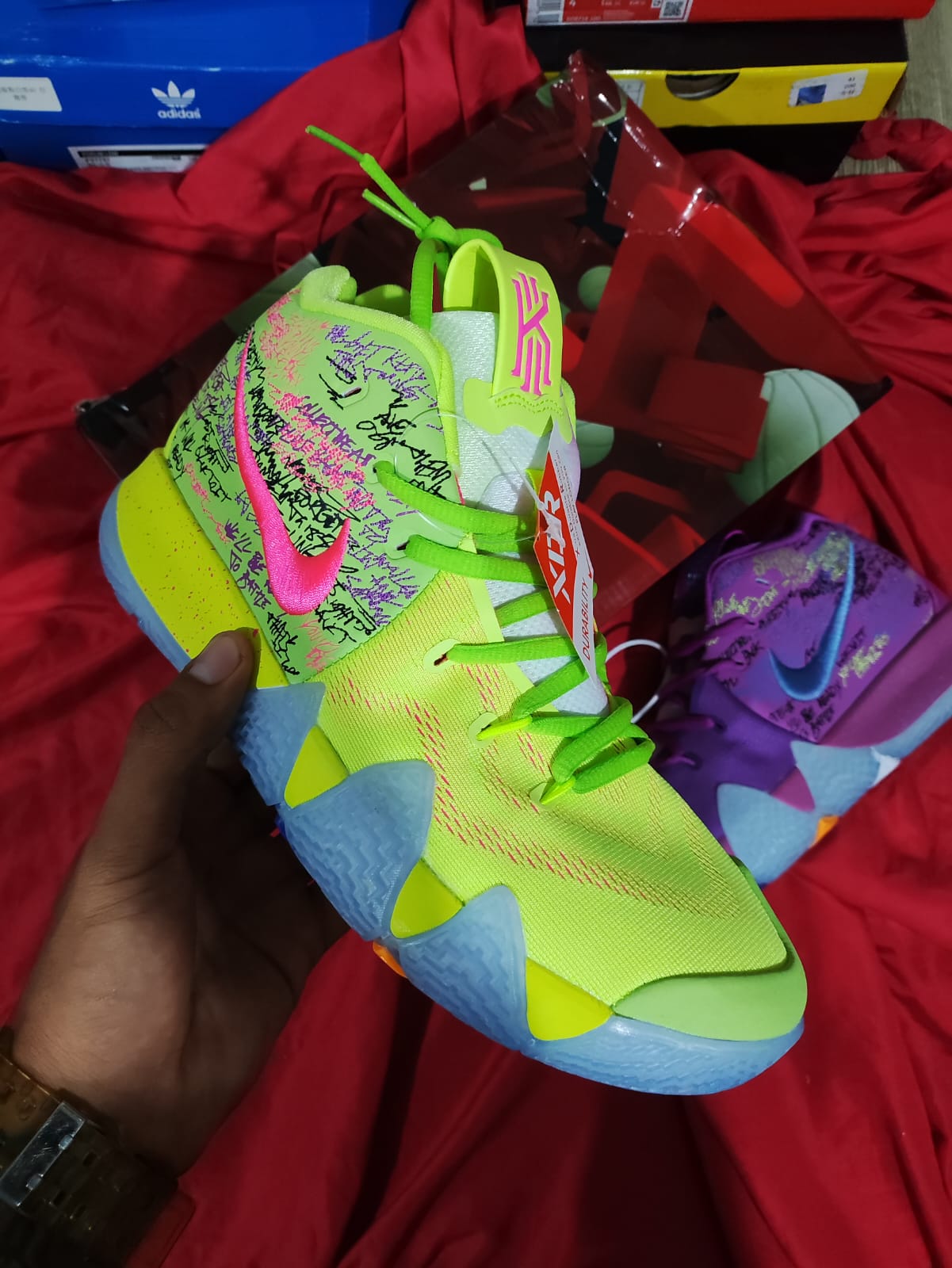 Zapatillas Nike Kyrie 4 Confetti a 360 Soles | 36-47