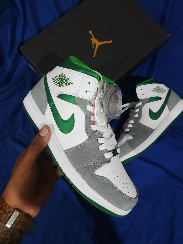Zapatillas Jordan Retro 1 "Pine Green" a 360 Soles | 36-47