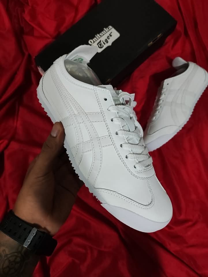 Zapatillas Onitsuka Tiger Mexico 66 a 320 Soles | 36-45