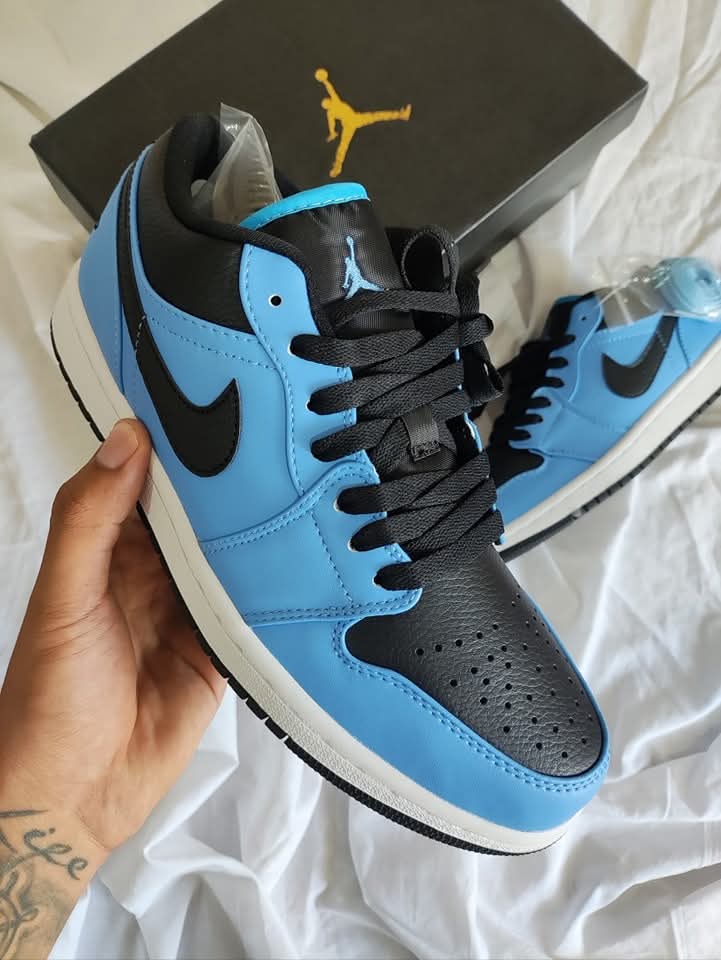 Zapatillas Jordan Retro 1 Low "University Blue" a 360 Soles | 36-47