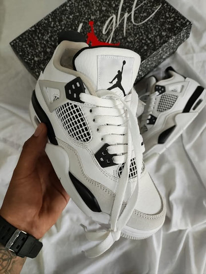 Zapatillas Jordan Retro 4 "Military Black" a 360 Soles | 26-47