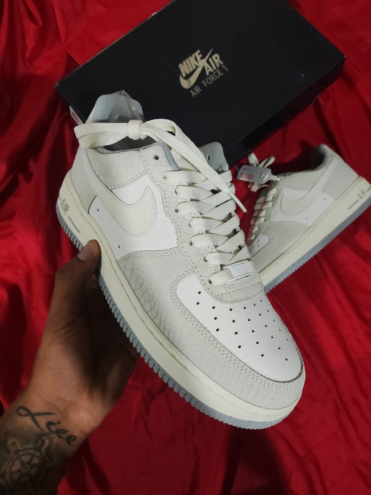 Zapatillas Nike Air Force 1 '07 a 340 Soles | 36-46