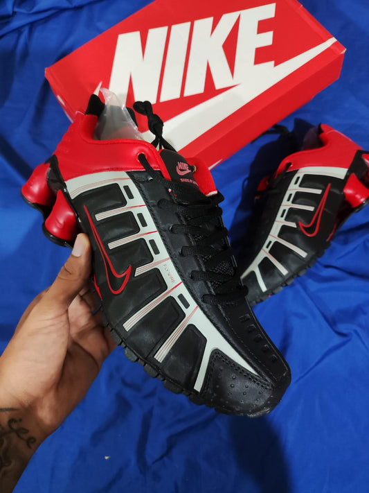 Zapatillas Nike Shox NZ "Leven 0908" a 320 soles