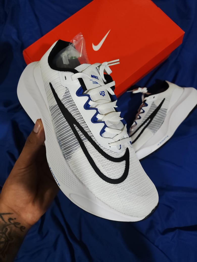 Zapatillas Nike Zoom Fly 5 a 320 Soles | 36-45