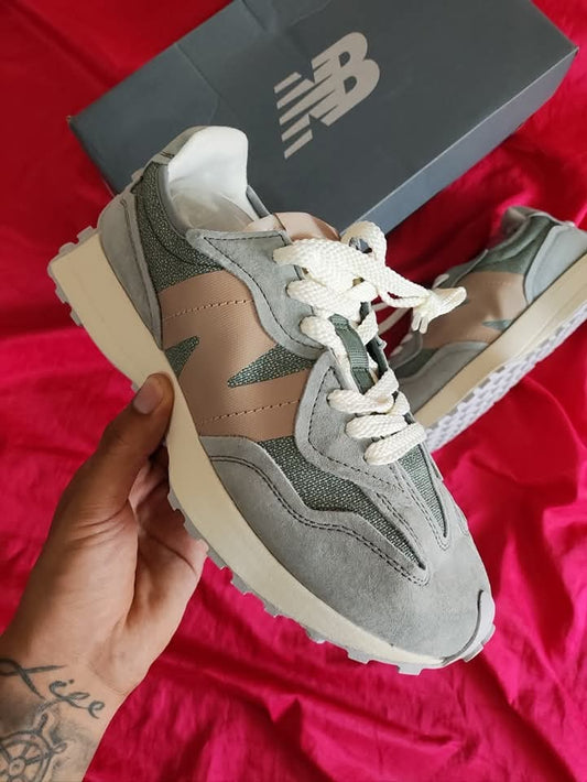 Zapatillas New Balance 327 Talla 36 al 45 a 320 Soles A PEDIDO