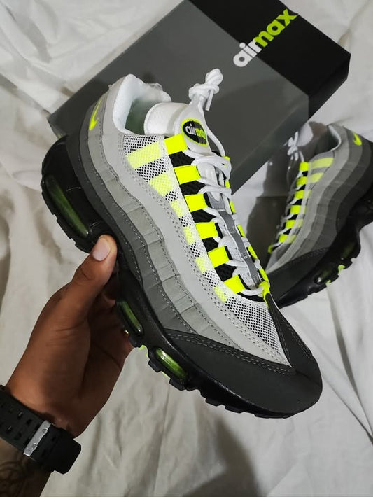 Zapatillas Nike Air Max 95 Neon Talla 36 al 45 a 320 Soles A PEDIDO