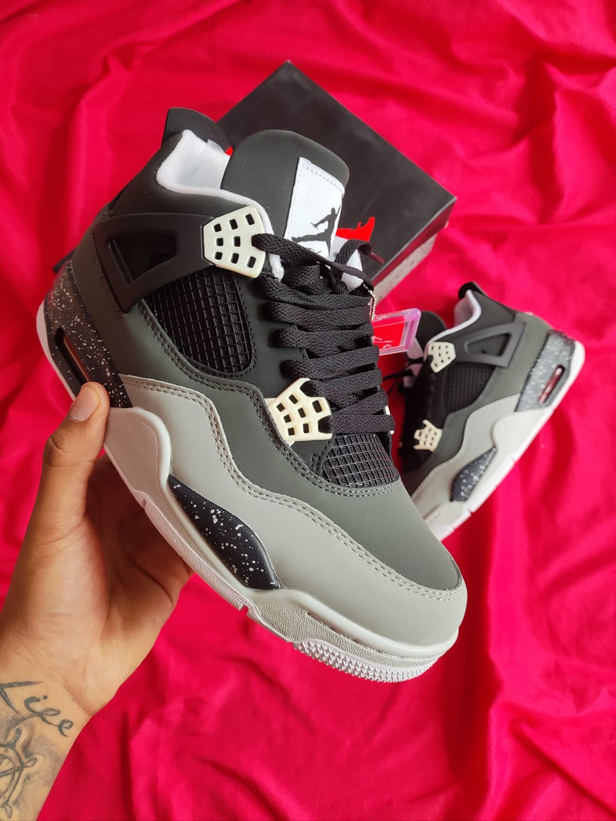 Zapatillas Jordan Retro 4 "Oreo" Talla 36 al 47 a 380 Soles A PEDIDO