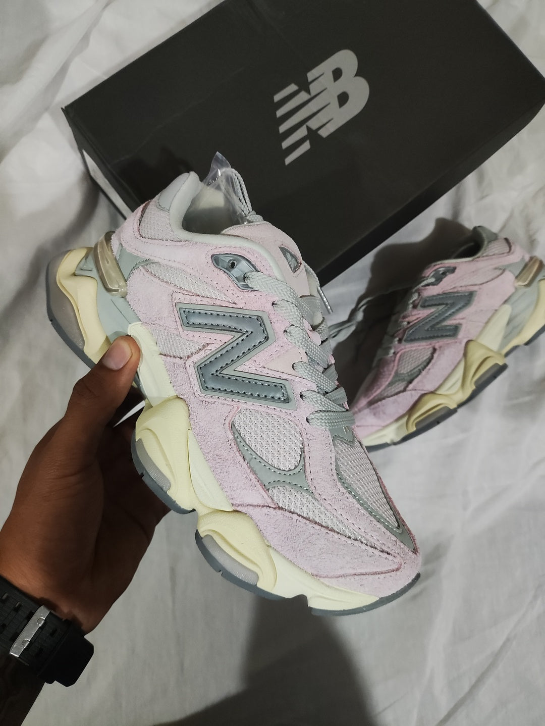 New Balance 9060