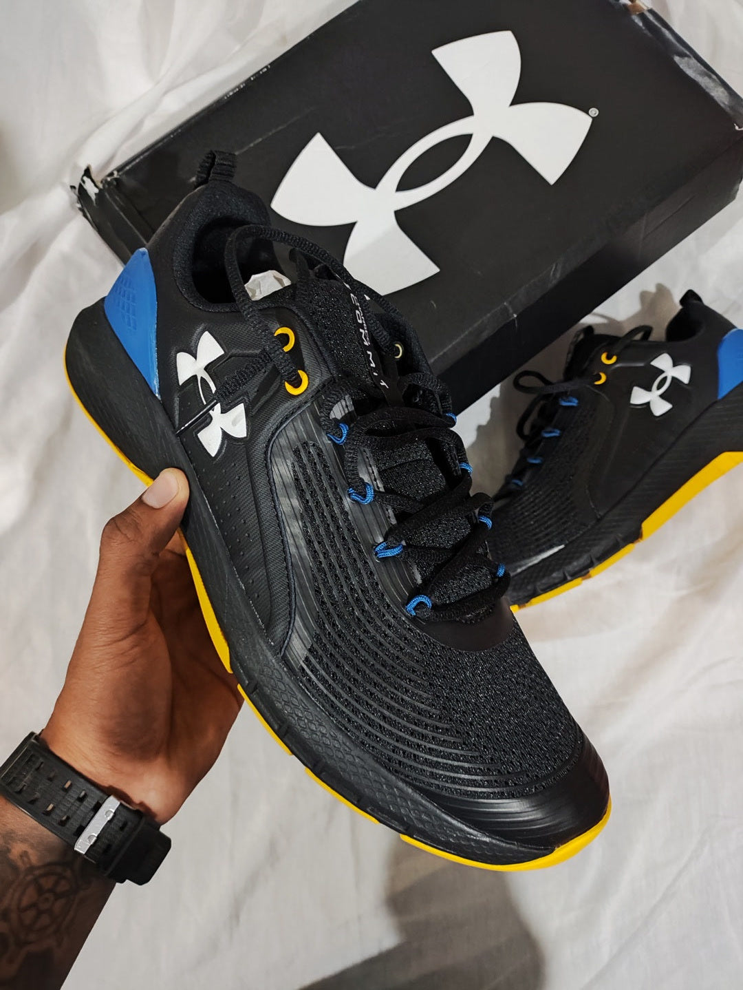 Under Armour Charged Commit