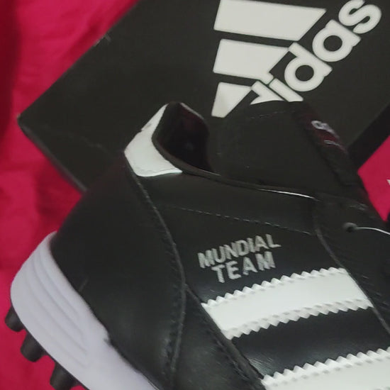 Adidas Mundial Team
