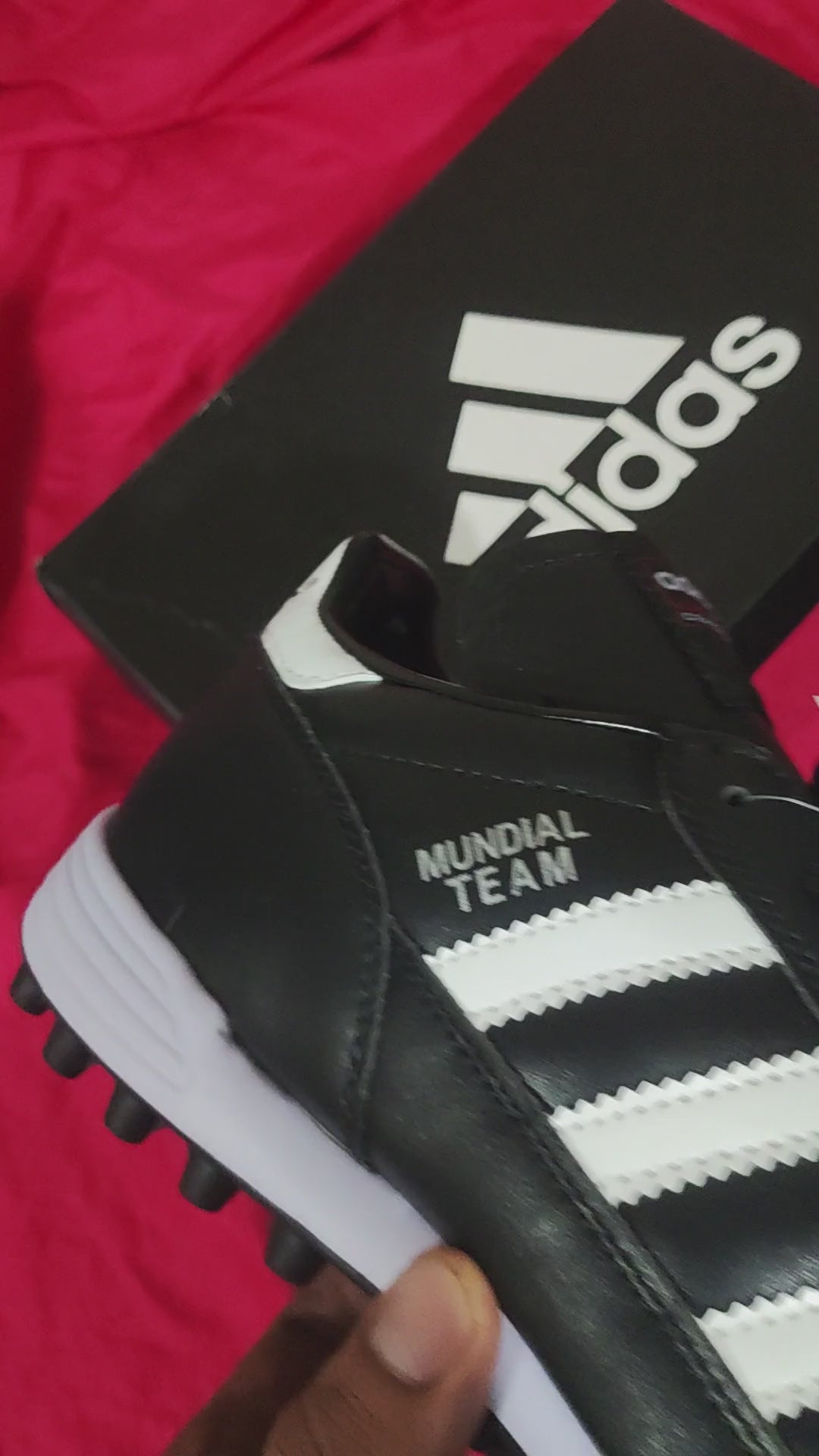 Adidas Mundial Team
