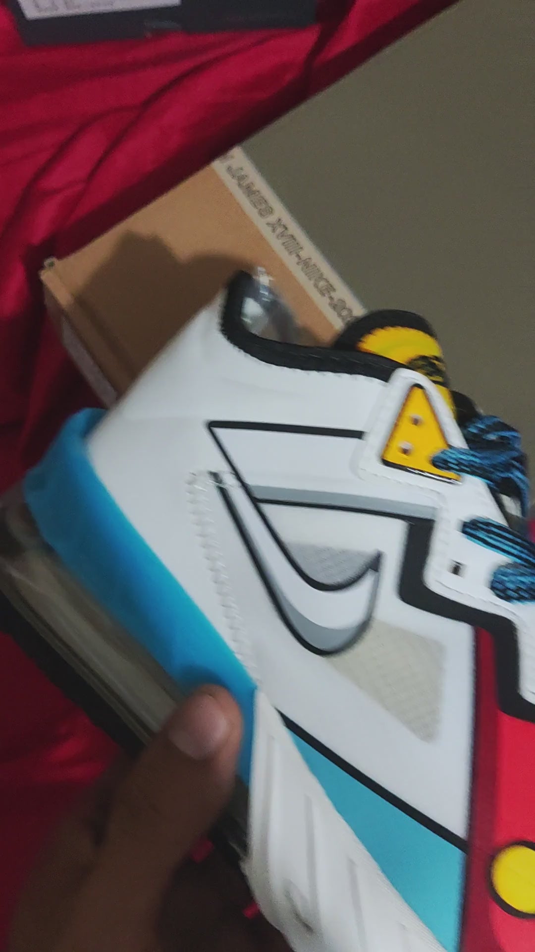 Nike LeBron 18 Low "Stewie Griffin"