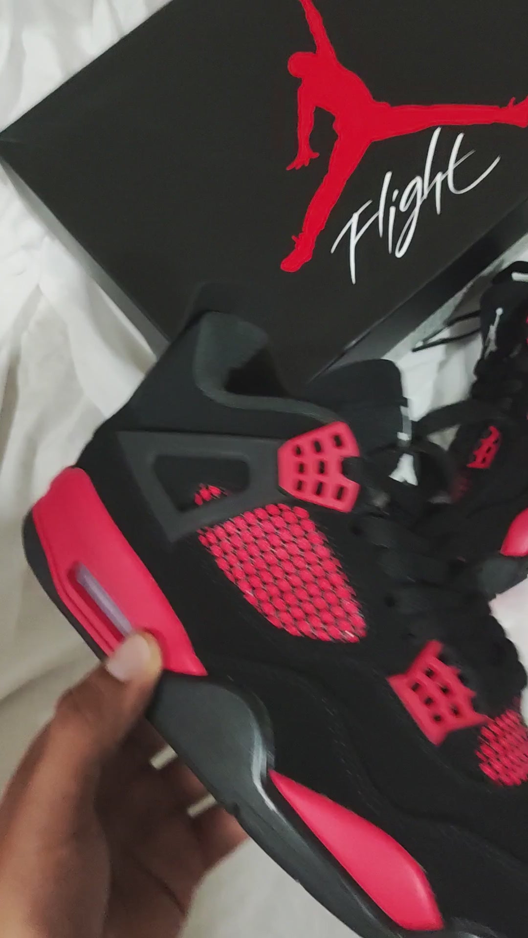 Air Jordan 4 "Red Thunder"
