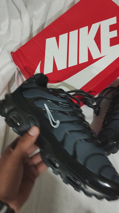 Nike Air VaporMax Plus