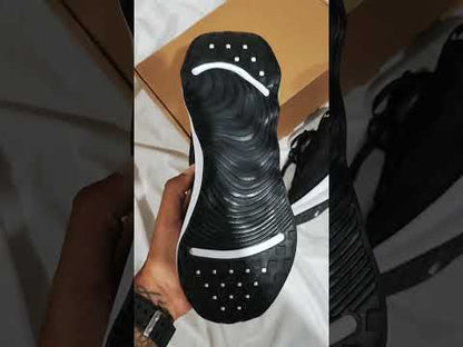 Zapatillas Nike Motiva Black a 320 Soles | 36-45
