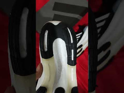 Zapatillas Adidas Ultraboost Light a 320 Soles